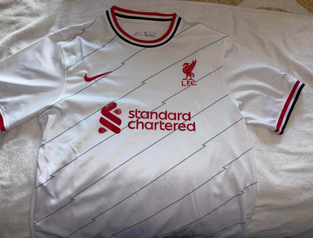 Liverpool mens soccer shirt - Picture 5 of 5
